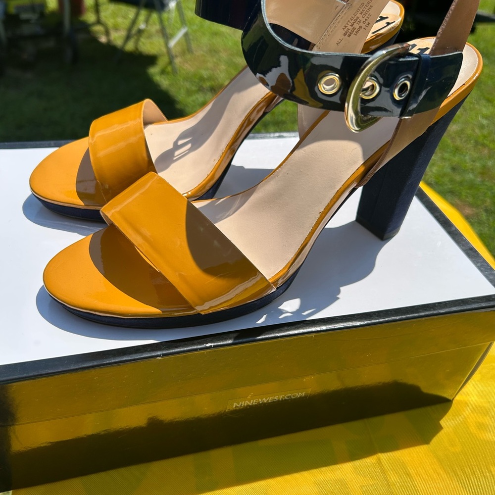 Nine West Black and Yellow Sandals with Sleek Straps
